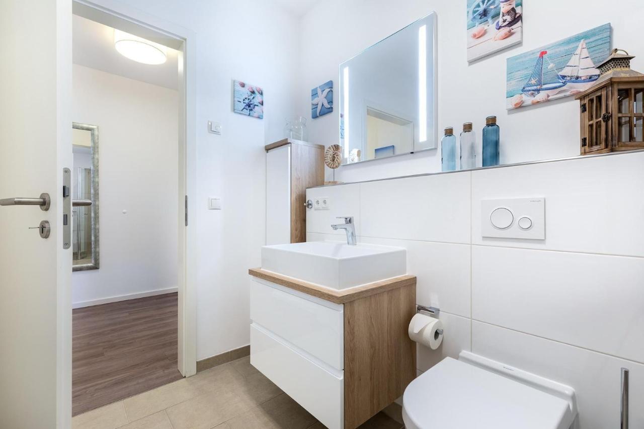 Aparthotel Ostseeallee Aparthotel Ostseeallee 4-31 Болтенхаген Екстериор снимка